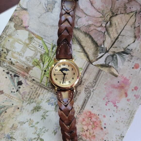 Vintage Watches Kathy Ireland Moonphase Quartz Watch Leather Band Japan - Picture 1 of 10